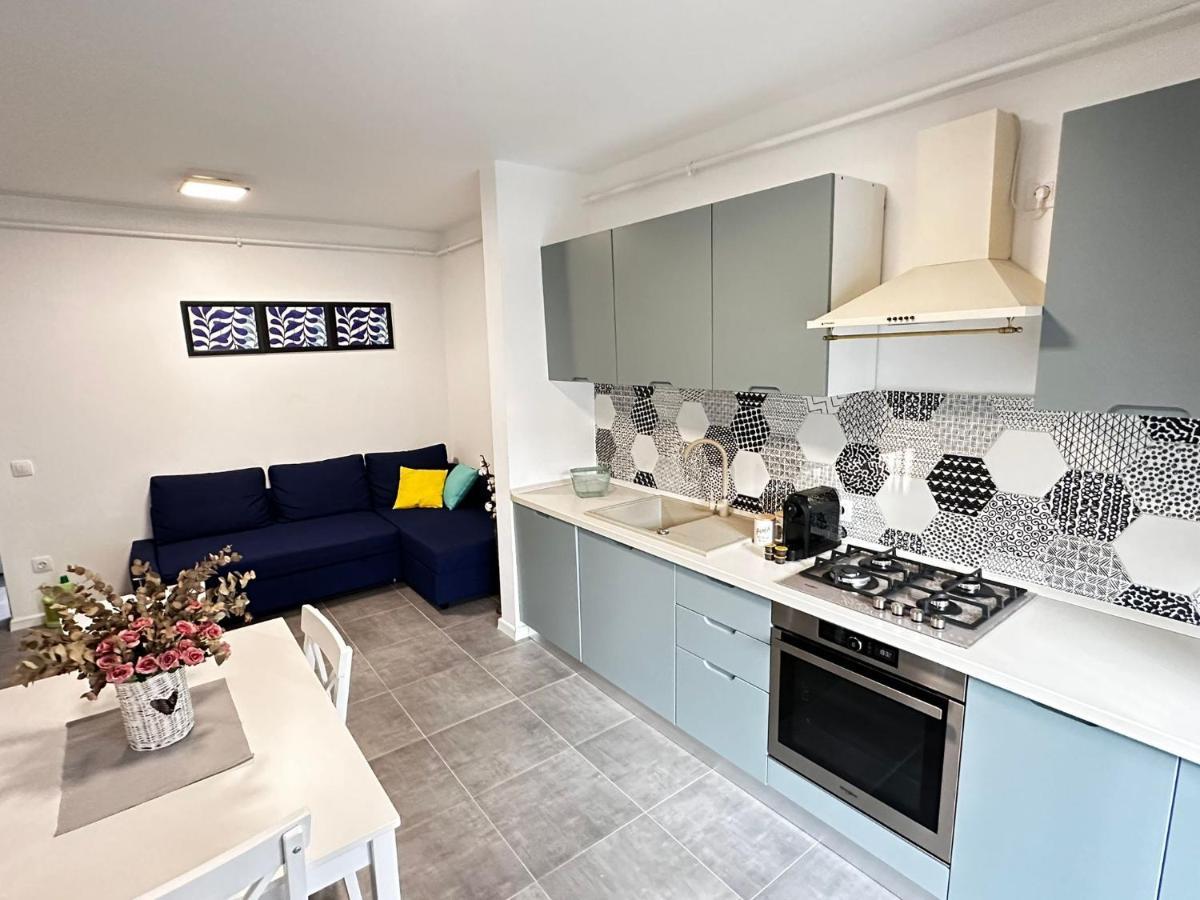 Lovely Apartment In Beautiful #Tirgu Mures At Maurer Residence Târgu-Mureş Exteriör bild