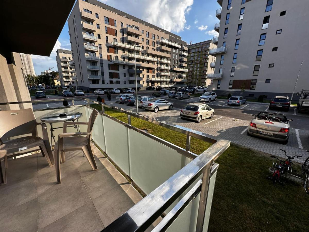 Lovely Apartment In Beautiful #Tirgu Mures At Maurer Residence Târgu-Mureş Exteriör bild